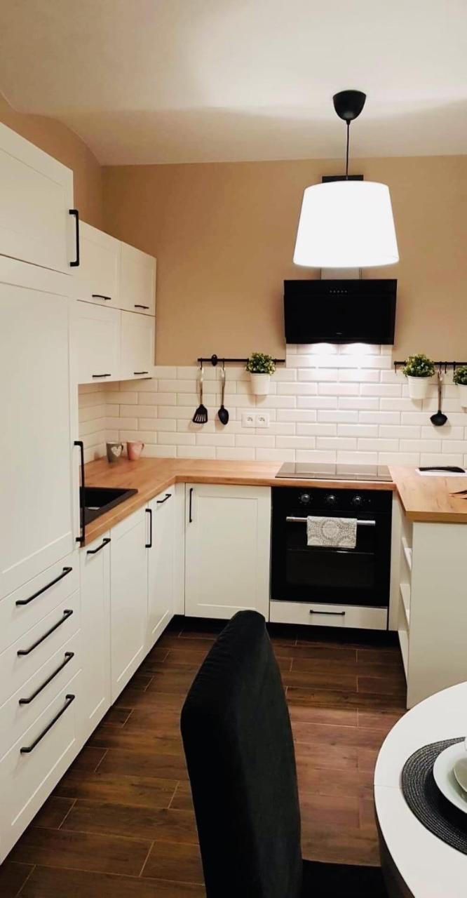 Apartament Malinowa Dolina Клодзко Екстериор снимка